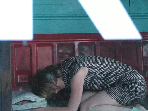 Performance de Sarah Wendt dans le commerce P. Gillman. Photo : Duncan Moore.