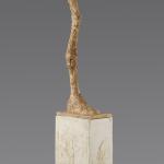 Alberto Giacometti, La Jambe, 1958. Plâtre, 223 x 30,3 x 46,1 cm. Succession Alberto Giacometti/ SODRAC pour le Canada (2018)